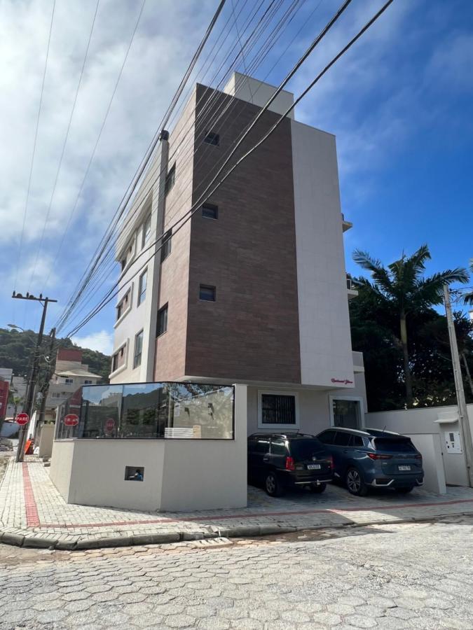 Residencial Yuema Apartman Bombinhas Kültér fotó